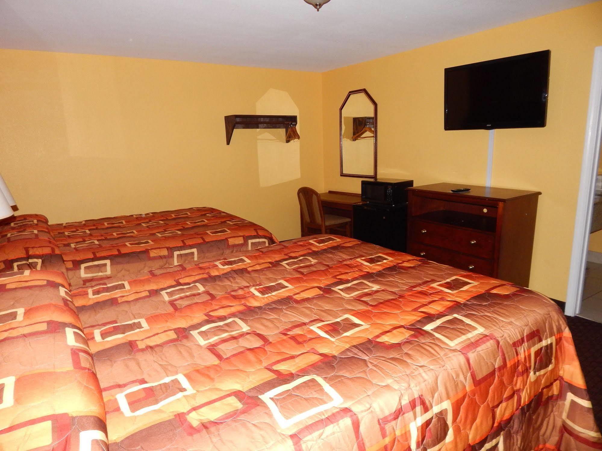 Sunrise Inn - Brownsville Екстер'єр фото